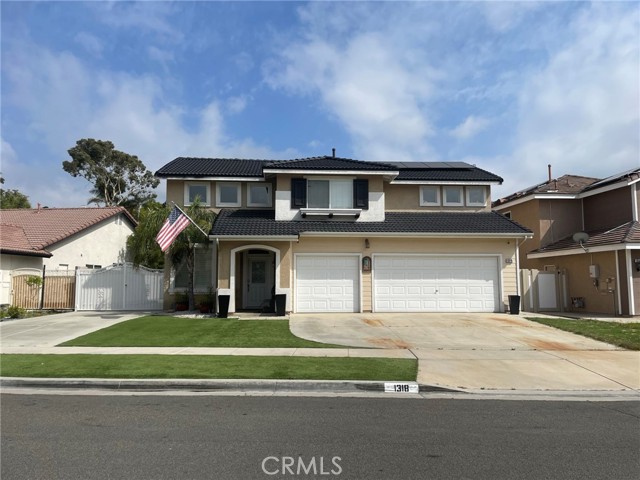 Detail Gallery Image 1 of 45 For 1318 Hermosa Dr, Corona,  CA 92879 - 4 Beds | 2/1 Baths