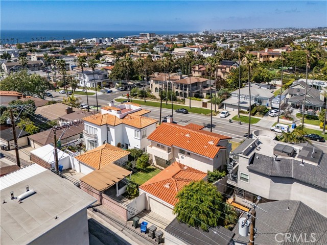 608 Knob Hill Avenue, Redondo Beach, California 90277, 3 Bedrooms Bedrooms, ,2 BathroomsBathrooms,Residential,For Sale,Knob Hill,SB26073677