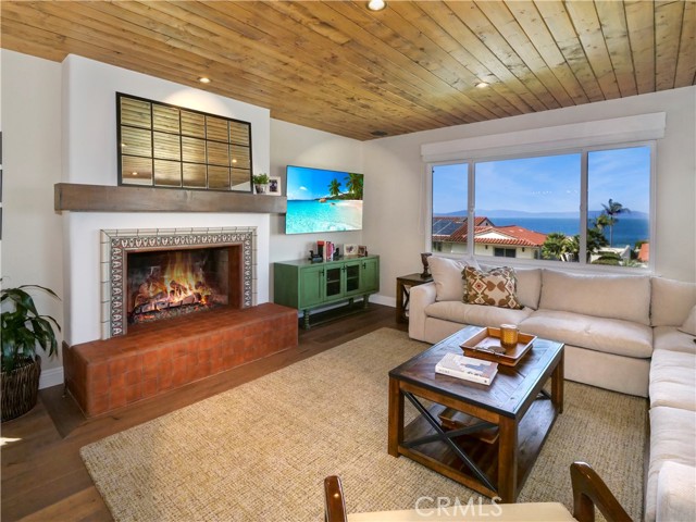 520 Via Media, Palos Verdes Estates, California 90274, 3 Bedrooms Bedrooms, ,2 BathroomsBathrooms,Residential,Sold,Via Media,PV22040165