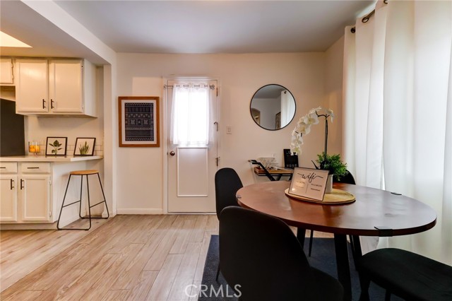 Detail Gallery Image 15 of 42 For 710 Larch St #1/2,  Inglewood,  CA 90301 - 1 Beds | 1 Baths
