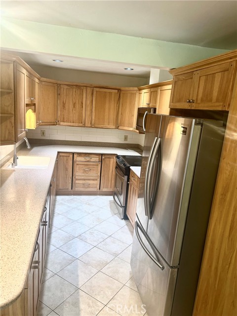 Detail Gallery Image 13 of 46 For 360 S Miraleste #341,  San Pedro,  CA 90732 - 2 Beds | 2 Baths