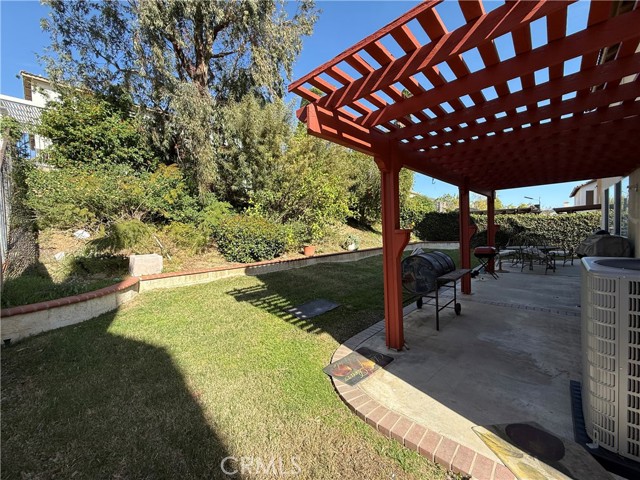 Detail Gallery Image 5 of 26 For 14852 Rosetown, Fontana,  CA 92336 - 4 Beds | 3 Baths