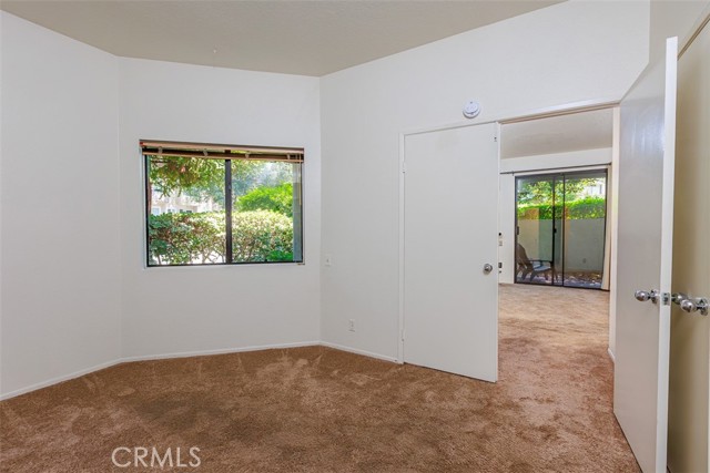 Detail Gallery Image 12 of 33 For 5744 E Creekside Ave #60,  Orange,  CA 92869 - 2 Beds | 1 Baths