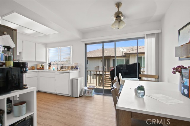 18702 Demion Lane, Huntington Beach CA: https://media.crmls.org/medias/151352be-f37e-41c8-a9f7-496541970135.jpg