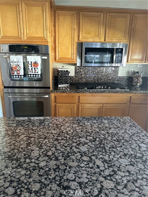 Detail Gallery Image 20 of 49 For 28864 Terrace Dr, Highland,  CA 92346 - 7 Beds | 4 Baths