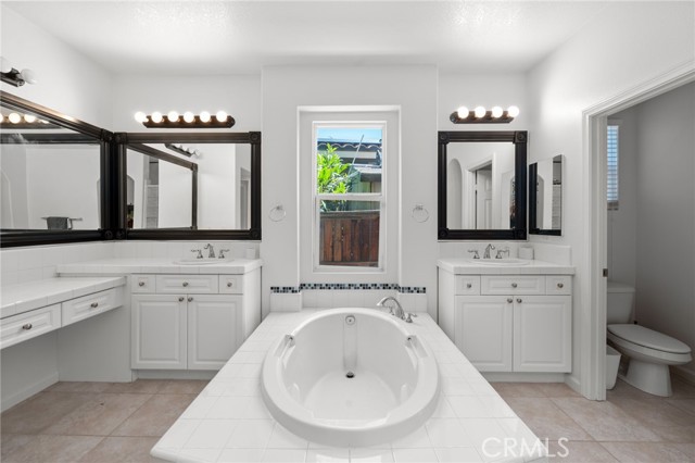 Detail Gallery Image 24 of 55 For 31829 via Del Paso, Winchester,  CA 92596 - 5 Beds | 4/1 Baths