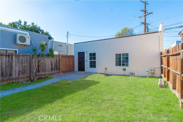 Detail Gallery Image 1 of 1 For 5617 Dairy Ave, Long Beach,  CA 90805 - 2 Beds | 1 Baths