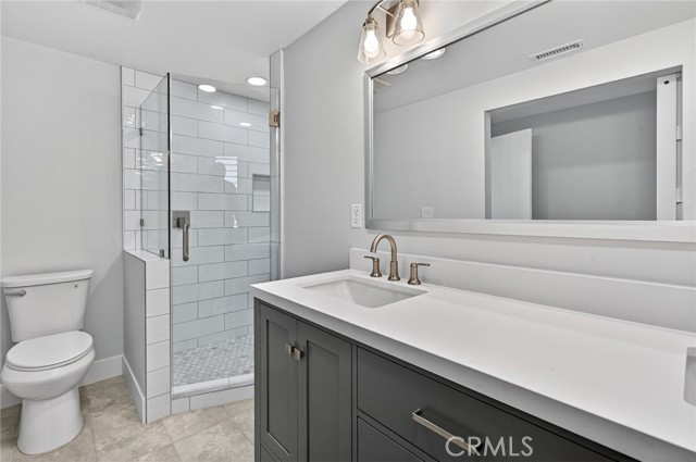 Detail Gallery Image 15 of 27 For 629 S Yorba, Orange,  CA 92869 - 4 Beds | 2 Baths