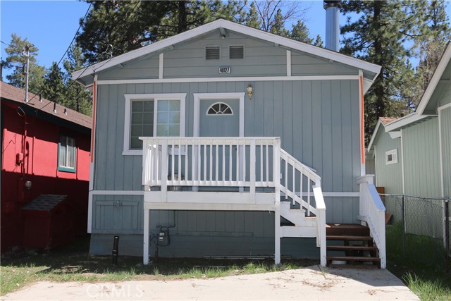 Detail Gallery Image 1 of 16 For 40127 Dream St, Big Bear Lake,  CA 92315 - 2 Beds | 2 Baths