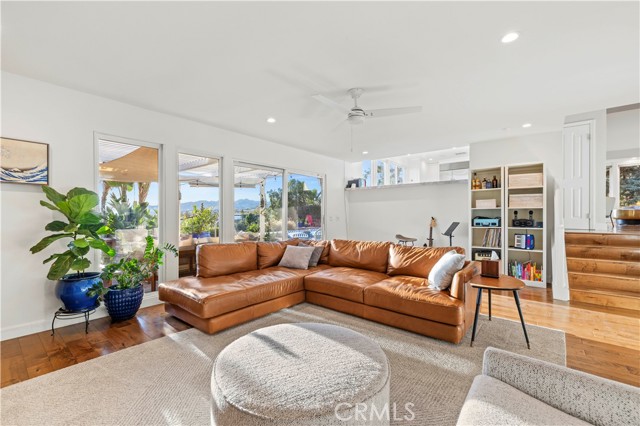 Detail Gallery Image 3 of 61 For 19519 Quail Creek Pl, Porter Ranch,  CA 91326 - 4 Beds | 3 Baths