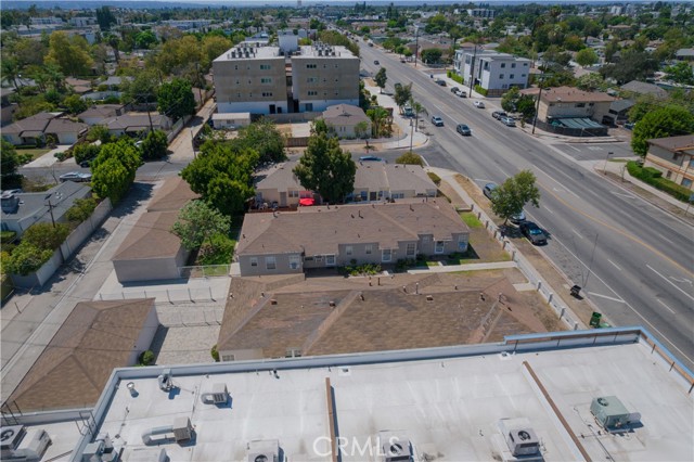  Income Home for Sale in Valley Glen, California