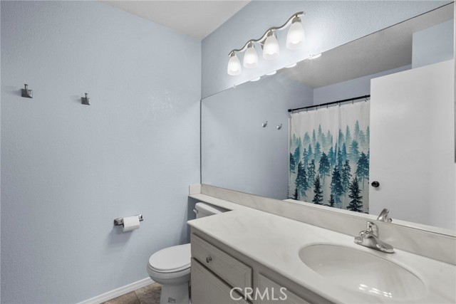 Detail Gallery Image 22 of 34 For 15735 Nordhoff St #36,  North Hills,  CA 91343 - 2 Beds | 2/1 Baths