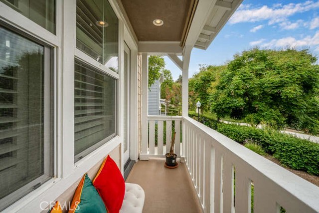 46 Hinterland Way, Ladera Ranch CA: https://media.crmls.org/medias/1519eabd-9ee6-4bf0-9a6a-2ccf0d626f01.jpg