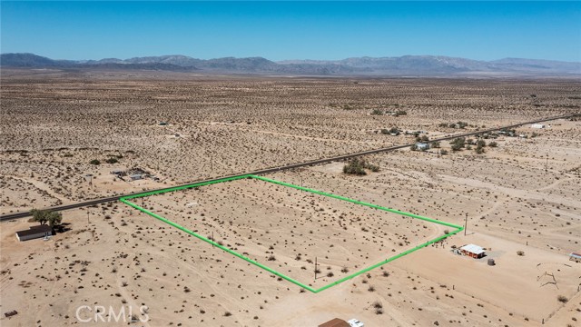 87000 Amboy Road, Twentynine Palms, California 92277, ,Land,For Sale,87000 Amboy Road,CRJT22139257