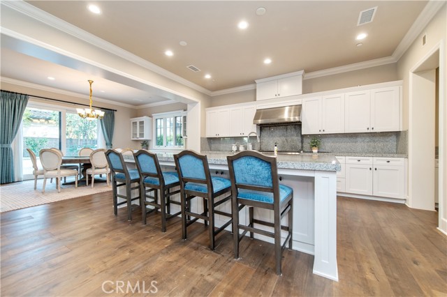 Detail Gallery Image 19 of 58 For 104 Quiet Place, Irvine,  CA 92602 - 4 Beds | 4/1 Baths