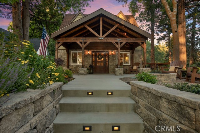 243 Manzanita Drive, Lake Arrowhead CA: https://media.crmls.org/medias/151b80ba-590f-4464-99bb-ed5f99c21e66.jpg