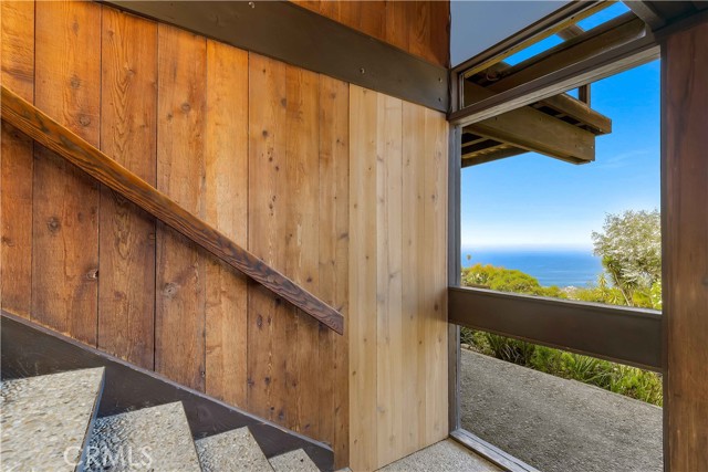 Detail Gallery Image 18 of 55 For 1969 San Remo Dr, Laguna Beach,  CA 92651 - 4 Beds | 3 Baths