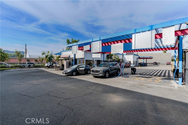 Image 5 of 26 For 5720 San Fernando Road