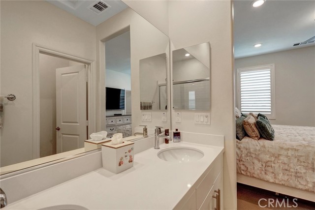 Detail Gallery Image 13 of 32 For 2434 Villena Way, Placentia,  CA 92870 - 3 Beds | 2/1 Baths