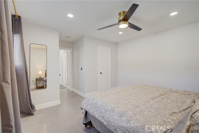 Detail Gallery Image 14 of 46 For 16562 Regina #4,  Huntington Beach,  CA 92649 - 2 Beds | 1 Baths