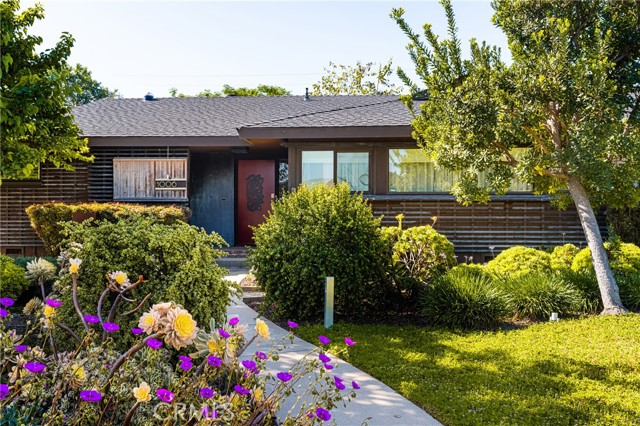 1006 W Pioneer Drive, Anaheim CA: https://media.crmls.org/medias/151ea360-596a-44a8-bc7c-94449576e410.jpg