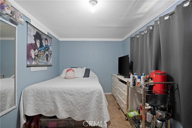 Detail Gallery Image 10 of 20 For 17377 Valley Bld #2,  Fontana,  CA 92335 - 3 Beds | 2 Baths