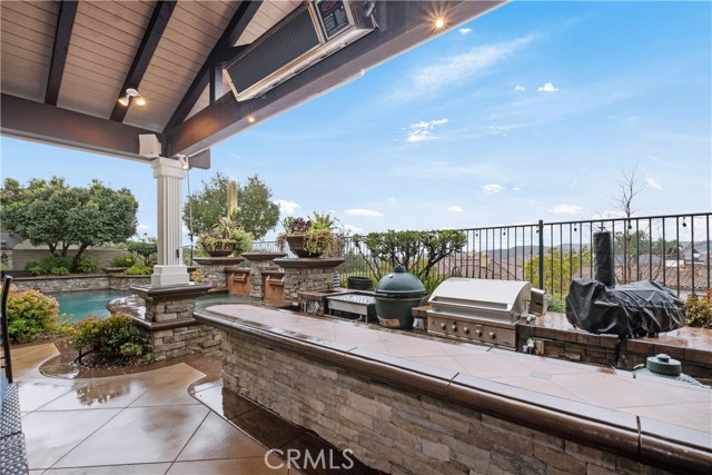 1 Running Brook Drive, Coto de Caza CA: https://media.crmls.org/medias/151f0477-1c7b-4d00-96d1-3105f39b939f.jpg