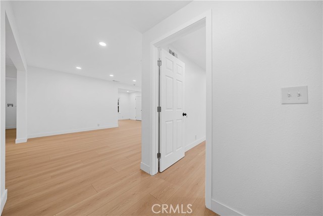 7116 Waring Avenue, Los Angeles CA: https://media.crmls.org/medias/151f8e1f-9fa4-470d-9596-644e3f5f657d.jpg