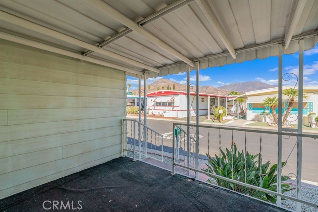 Detail Gallery Image 6 of 42 For 2692 Highland Ave #33,  Highland,  CA 92346 - 2 Beds | 1 Baths