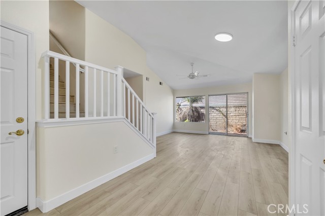 Detail Gallery Image 20 of 49 For 2053 Laurelwood Ave, Simi Valley,  CA 93063 - 2 Beds | 2/1 Baths