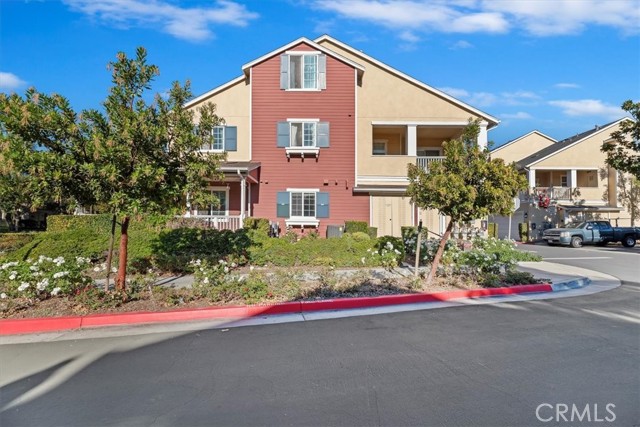 8119 W Preserve, Chino CA: https://media.crmls.org/medias/15214416-1495-4f7d-b069-b37ad10a8484.jpg
