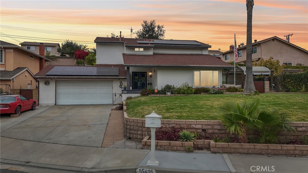 15415 Golden Lantern Lane