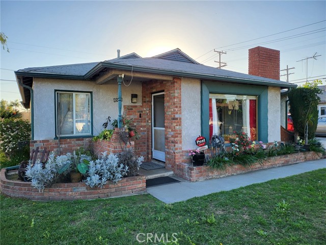 Detail Gallery Image 2 of 26 For 8516 Lyndora, Downey,  CA 90242 - 3 Beds | 2 Baths