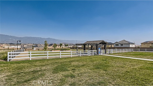 Detail Gallery Image 20 of 21 For 2474 Powell Dr, Rialto,  CA 92377 - 3 Beds | 2/1 Baths