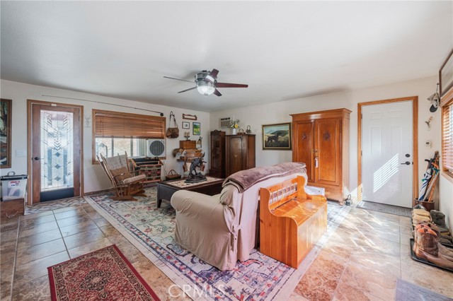 Detail Gallery Image 53 of 73 For 2184 Oak Springs Valley Rd, Wrightwood,  CA 92397 - 3 Beds | 2 Baths