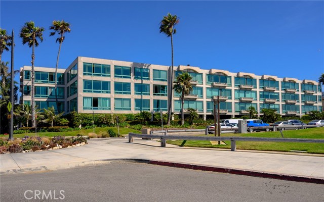 201 Calle Miramar, Redondo Beach CA: https://media.crmls.org/medias/15239dd1-e107-4fb8-9e58-792de00b3d4f.jpg
