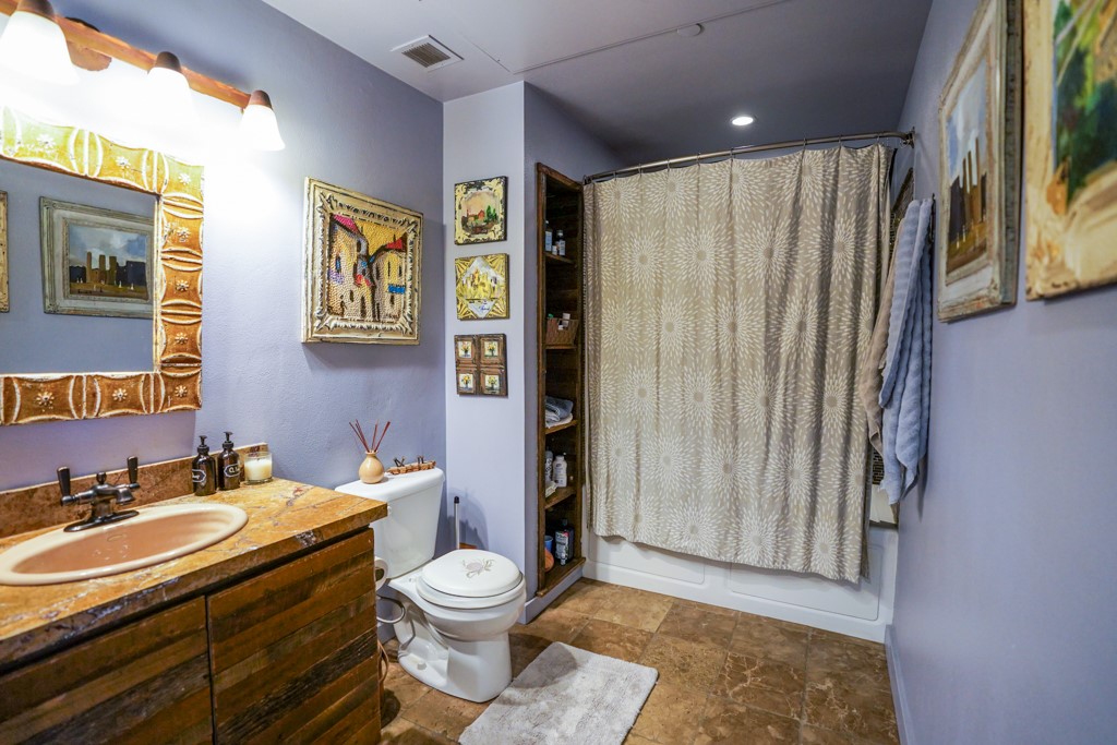 Detail Gallery Image 18 of 27 For 630 W 6th St #317,  Los Angeles,  CA 90017 - 2 Beds | 2 Baths