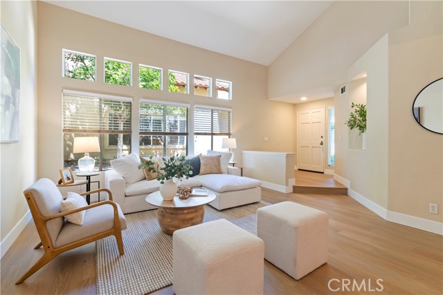 Detail Gallery Image 1 of 1 For 15 Fuente, Rancho Santa Margarita,  CA 92688 - 3 Beds | 2/1 Baths