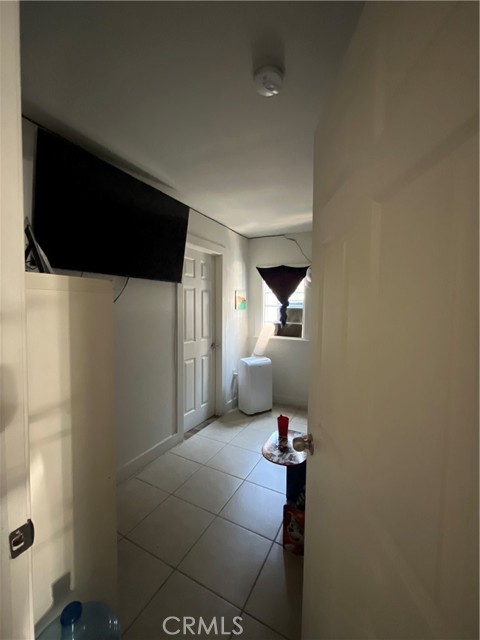 1248 Rolland Curtis Place, Los Angeles CA: https://media.crmls.org/medias/1525beb6-77f8-4bd1-bb9a-5eadf9e7713b.jpg
