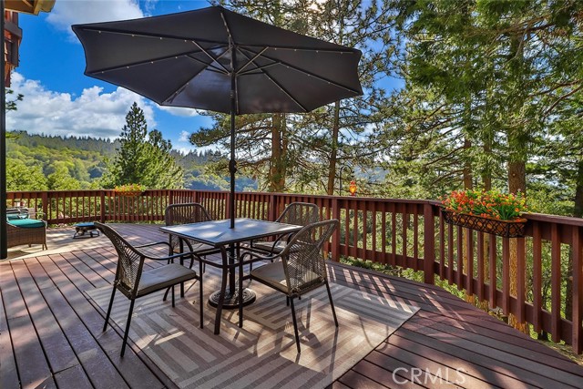 176 Pine Ridge Road, Crestline CA: https://media.crmls.org/medias/15263e97-ddc0-4b6f-90c0-8de185887d45.jpg