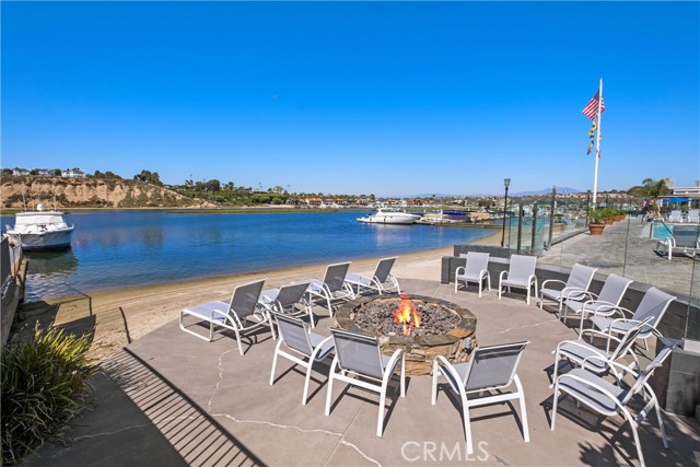 103 Yorktown, Newport Beach CA: https://media.crmls.org/medias/1526ba03-b000-48d7-9cb4-99ee917b604e.jpg