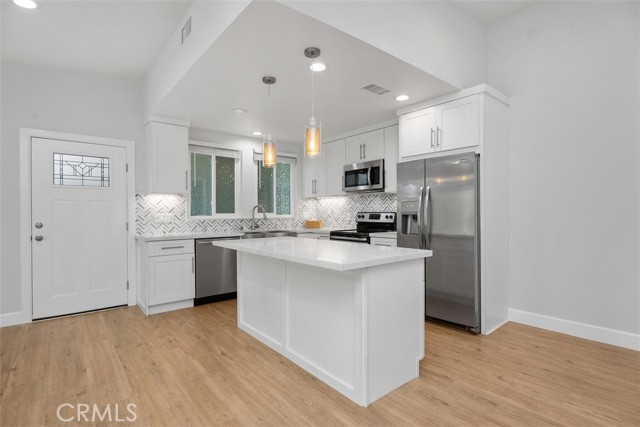 743 Avenida Majorca, Laguna Woods CA: https://media.crmls.org/medias/1527f1a0-b4b7-4b55-878a-01fc4af3e5c9.jpg