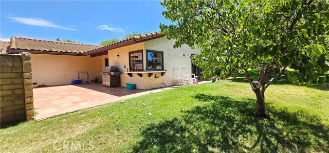 Detail Gallery Image 5 of 7 For 1438 Bella Vista, Redlands,  CA 92373 - 3 Beds | 2 Baths