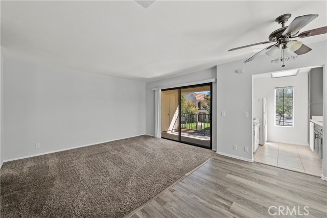 Detail Gallery Image 5 of 26 For 2554 Olive Dr #116,  Palmdale,  CA 93550 - 2 Beds | 2 Baths