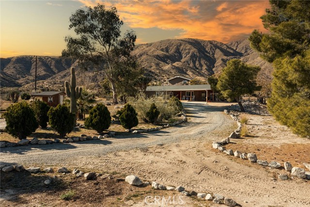 Detail Gallery Image 6 of 51 For 48890 Palo Verde Rd, Morongo Valley,  CA 92256 - 6 Beds | 5 Baths