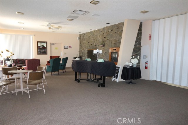 Detail Gallery Image 66 of 71 For 19208 Avenue of the Oaks #J,  Newhall,  CA 91321 - 2 Beds | 1/1 Baths