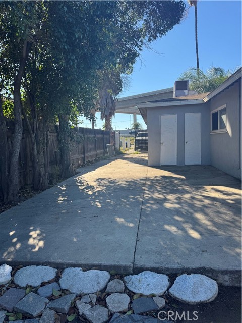 Detail Gallery Image 2 of 13 For 2135 Down, Riverside,  CA 92507 - – Beds | – Baths