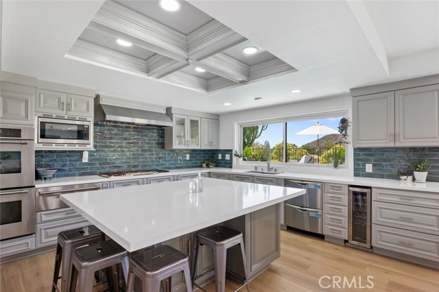 1579 Via Parque, Thousand Oaks CA: https://media.crmls.org/medias/152acbff-c41f-4e50-9c39-58aacd670221.jpg