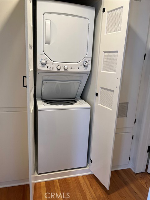 Detail Gallery Image 8 of 12 For 116 1/2 24th Rear,  Manhattan Beach,  CA 90266 - 1 Beds | 1 Baths