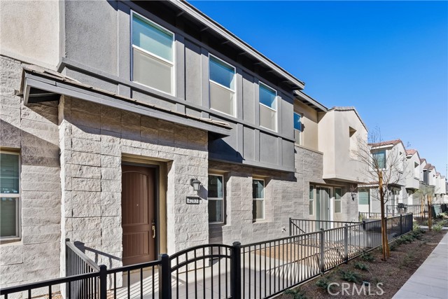 Detail Gallery Image 1 of 19 For 4263 Angel Paseo, Ontario,  CA 91762 - 3 Beds | 2/1 Baths